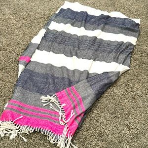 GAP gorgeous soft scarf with a hint of Barbie hot pink